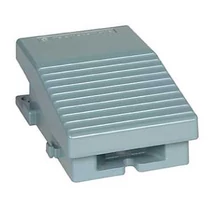 Lábkapcsoló 1-ny 1-z 3A/AC15/230V BE vagy KI-parancs 1-fokozat fém kék Harmony XPE-M Schneider