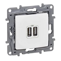 Niloé USB töltőaljzat A+A 2/ki 2400mA-max. 5V süllyesztett fehér LEGRAND