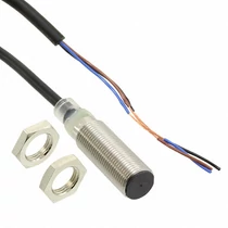 Induktív közelítésérzékelő síkbaálló 4mm-hatótáv menetes henger fém NPN nyitó 10-30V DC OMRON