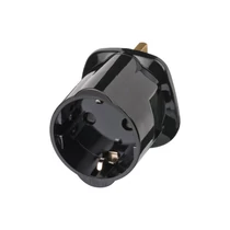 Utazó adapter GB(G)->DIN(F) olvadóbetéttel fekete 13A 250V LECTRA